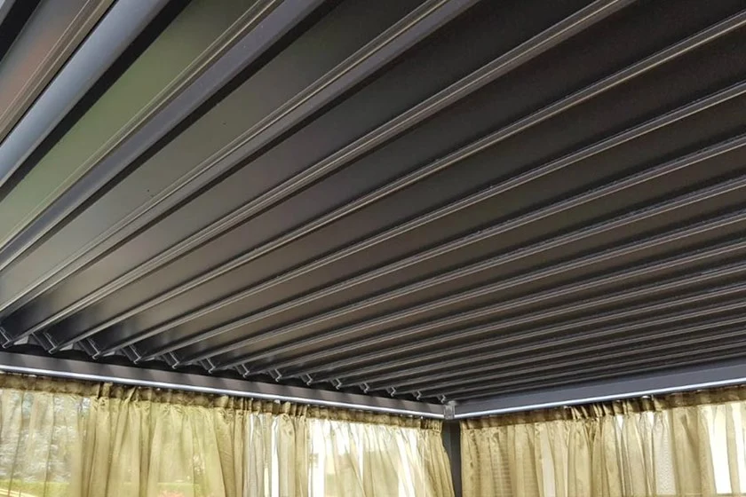 Pergola Motorisée En Aluminium À Lames Orientables – Image 4